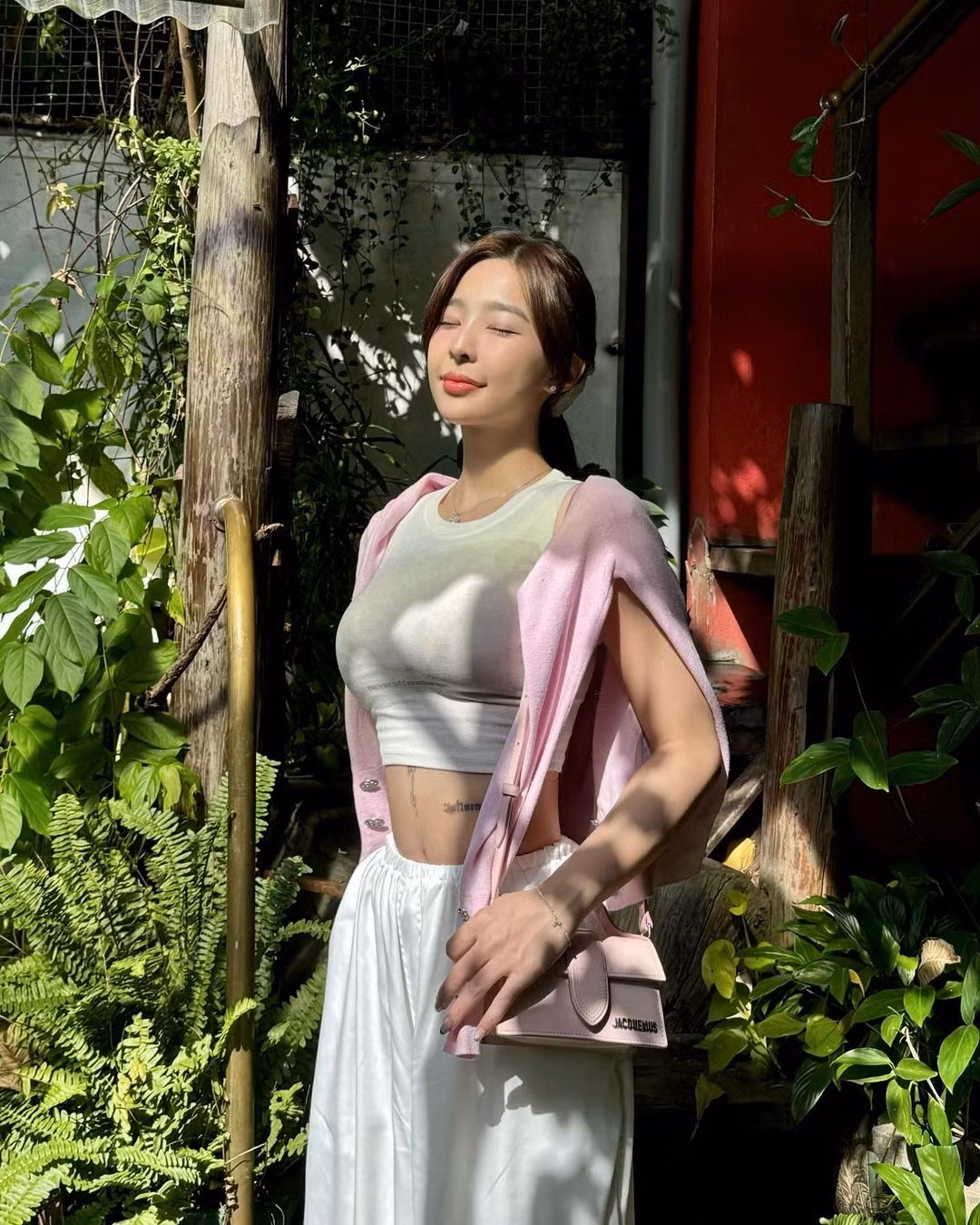 Tuy nhiên cặp đôi không lâu đã đường ai nấy đi.