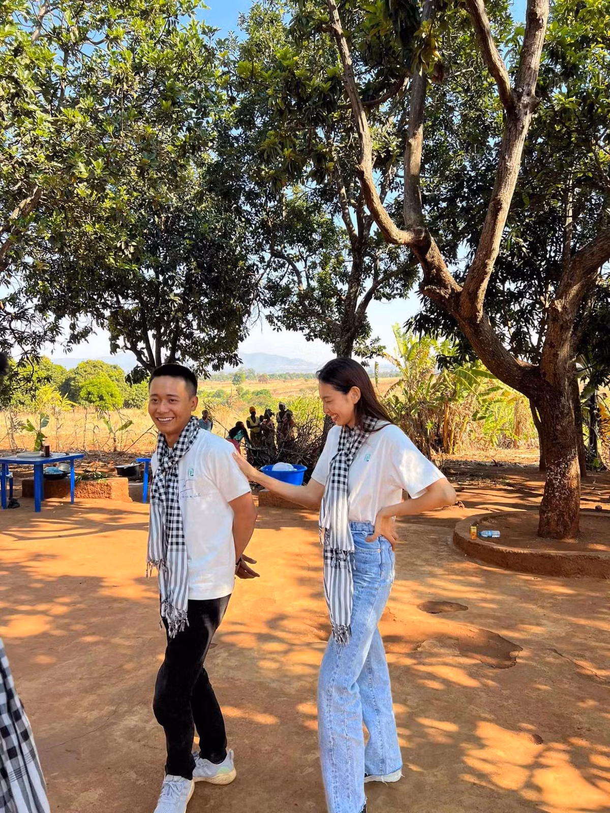 Dù biết khán giả sẽ buồn khi chia sẻ thông tin này nhưng Thùy Tiên vẫn muốn đính chính để mọi chuyện được rõ ràng.