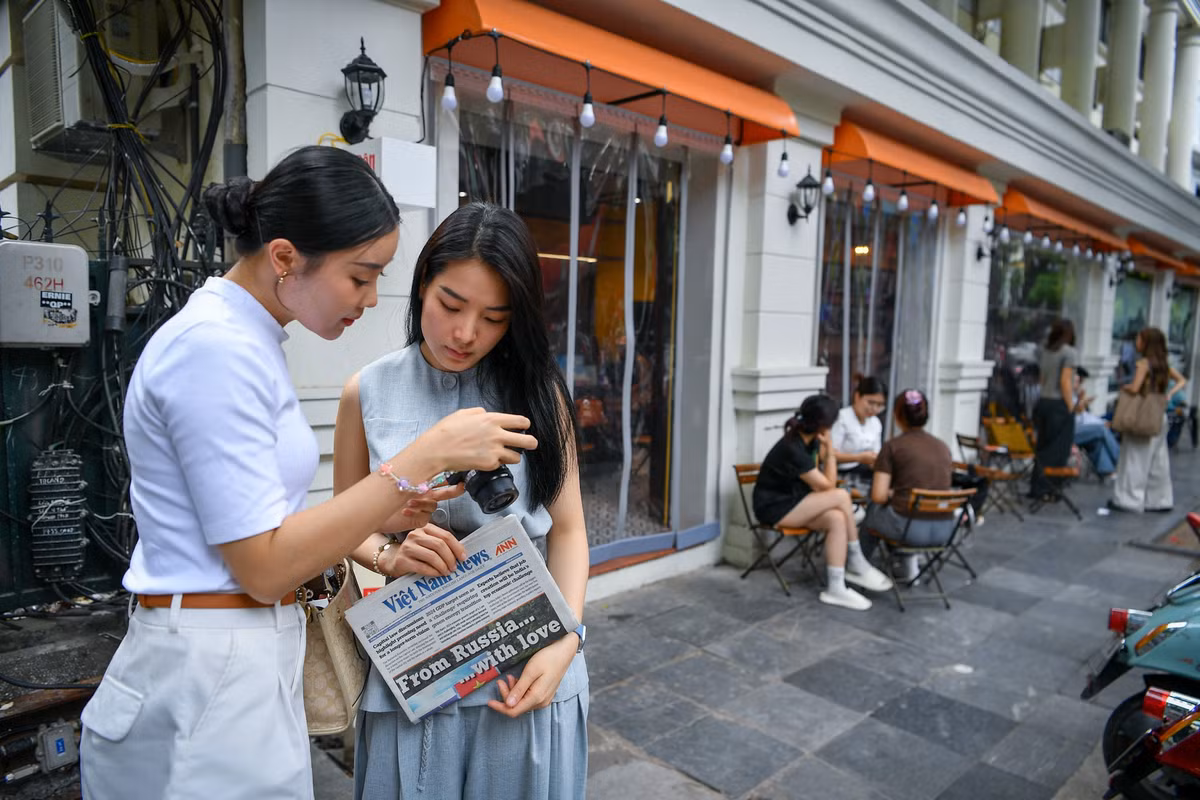 Ra mắt ngày 18/6 nhân dịp kỷ niệm 99 năm Ngày Báo chí cách mạng Việt Nam, Nhân Dân cà phê được đông đảo nhân dân ghé đến và trải nghiệm.