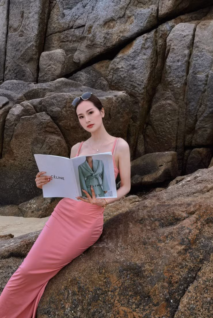 Cuộc sống ở Thượng Hải theo Lê Thị Thương thấy cũng khá tốn kém vì mọi thứ đều khá đắt đỏ. Tuy vậy, hai vợ chồng đều có công việc ổn định nên không gặp quá nhiều vấn đề về tài chính.