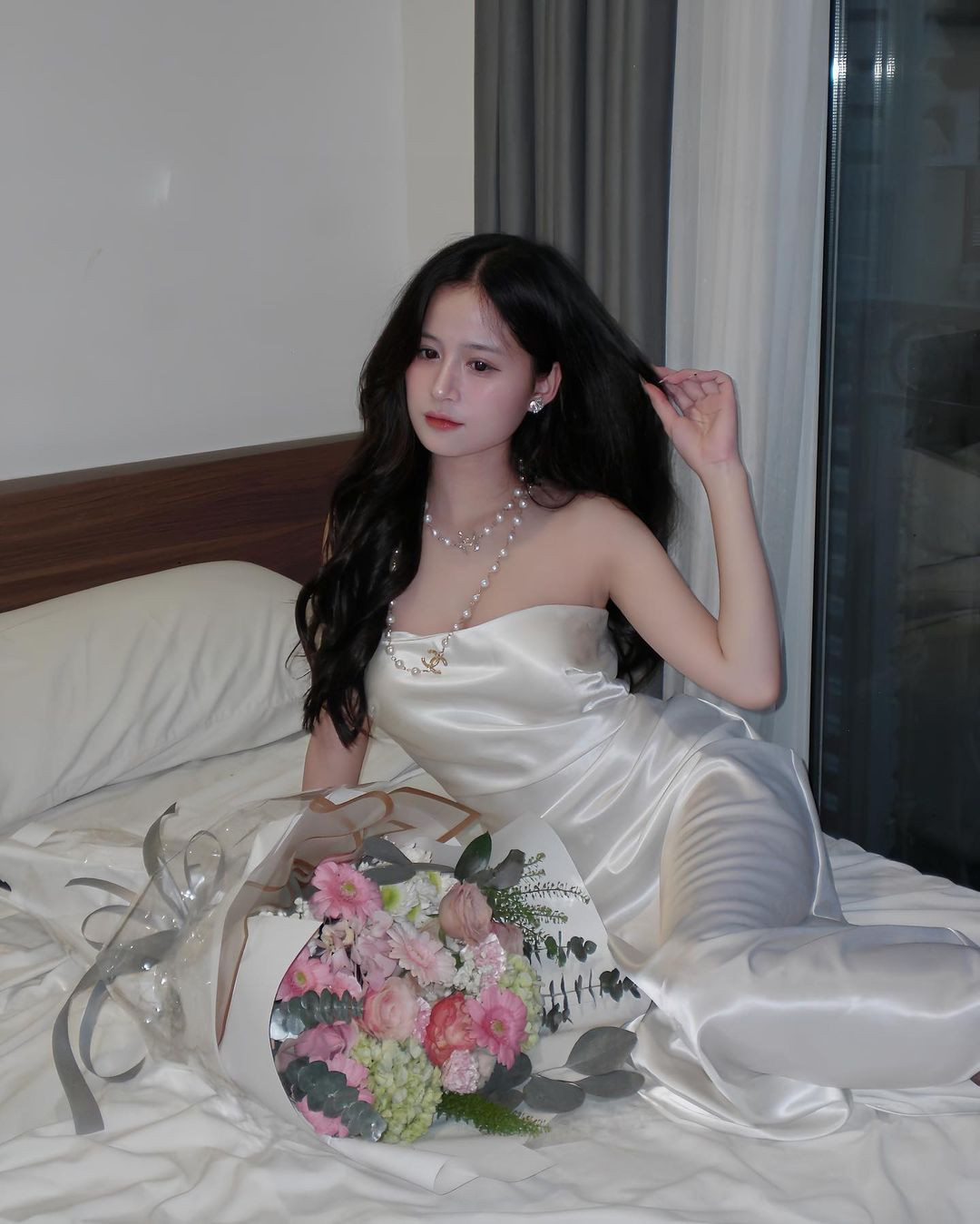 Châu Anh sở hữu vóc dáng mảnh mai.