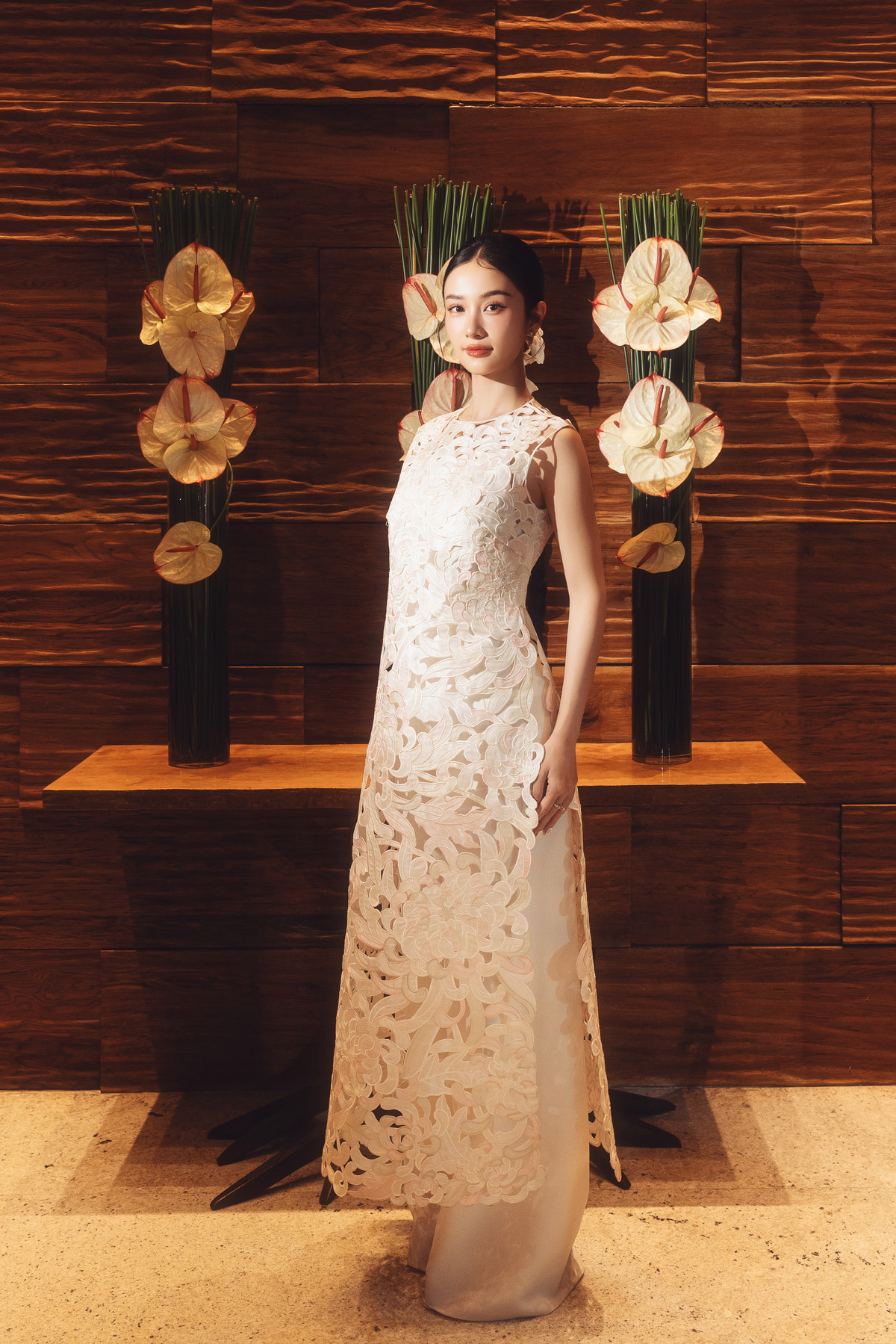 Nhờ vai diễn đầu tay trên màn ảnh rộng, Jun Vũ được vinh danh là "Nữ diễn viên điện ảnh xuất sắc nhất" tại lễ trao giải "Ngôi Sao Xanh 2016" và "Nữ diễn viên chính xuất sắc phim truyện điện ảnh" tại giải thưởng "Cánh diều vàng 2016".