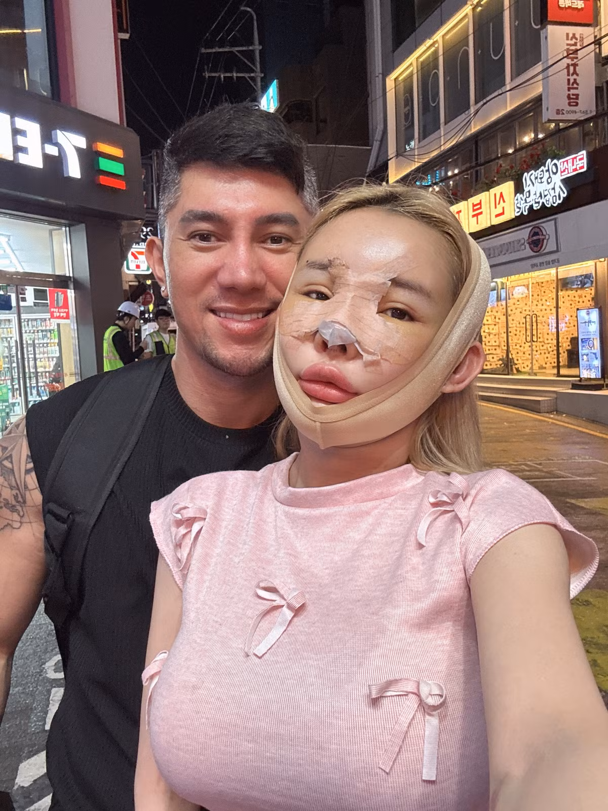 Lương Bằng Quang là người đồng hành với cô trong hành trình thay đổi diện mạo. (Ảnh: FB Ngân 98)