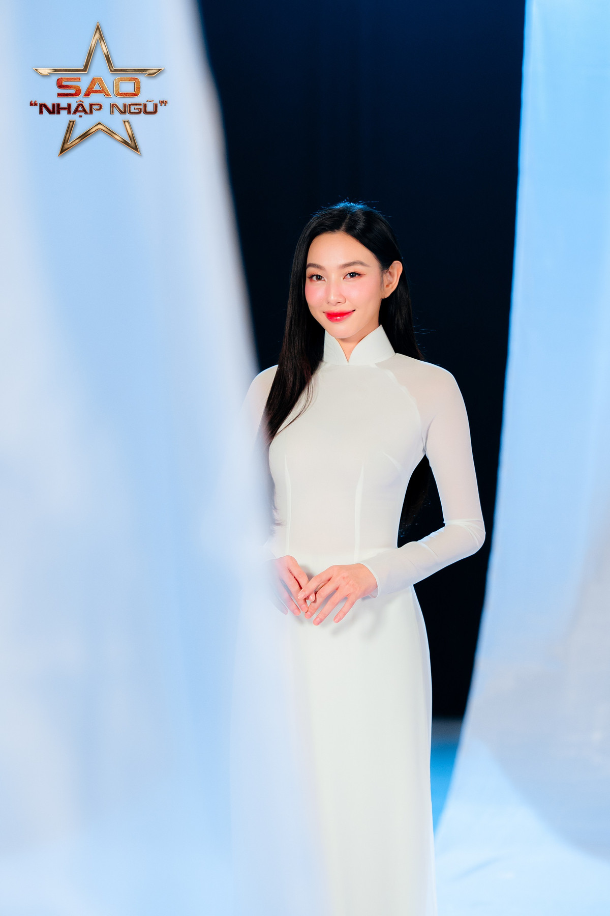 Vừa nghe qua, Hòa Minzy lập tức xúi Thùy Tiên đi xăm môi. Lập tức, Hoa hậu Thùy Tiên bật cười và thốt lên hoảng hốt.