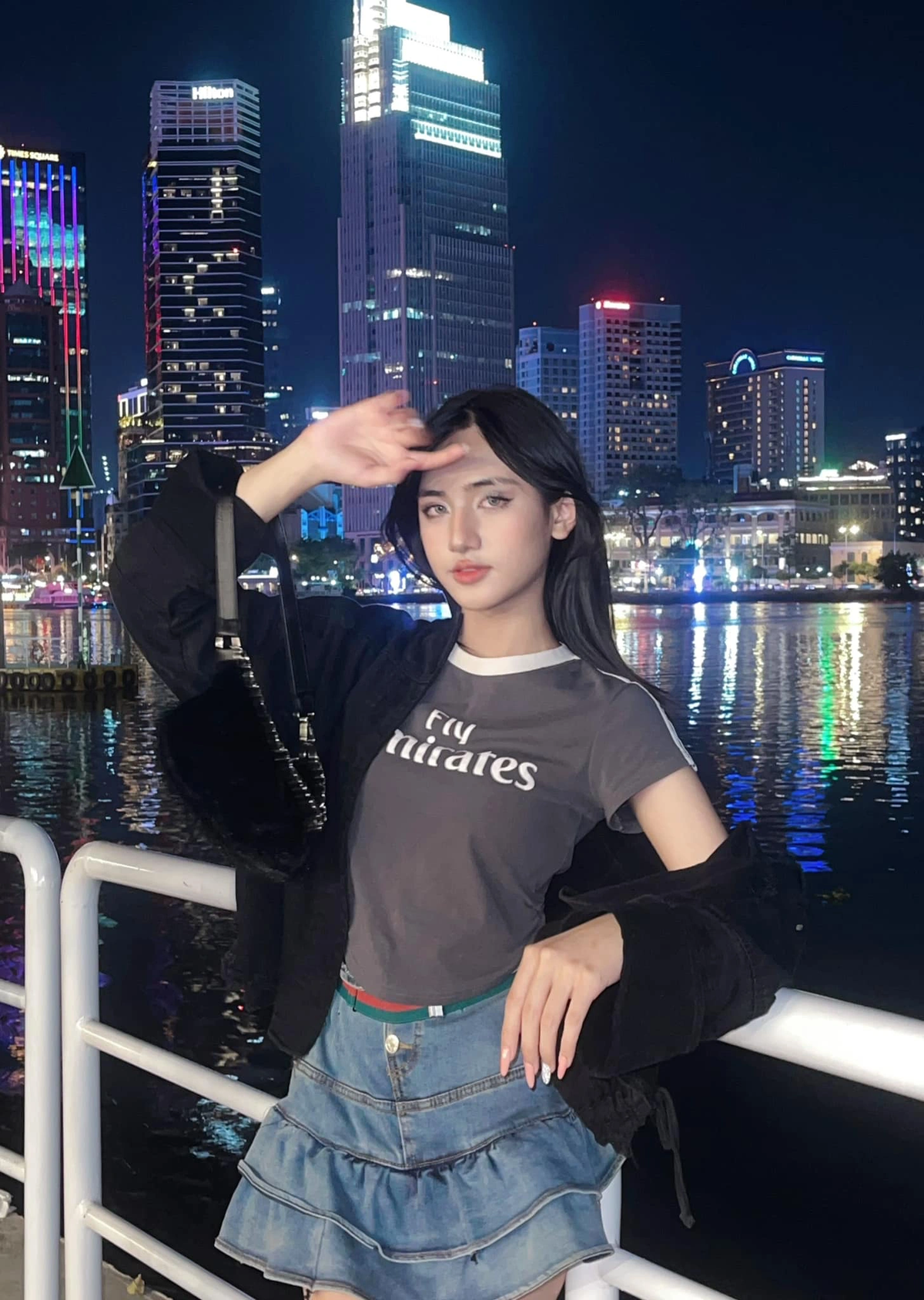 Nhờ những thành tích đó, Phương Nhã dần thuyết phục được bố mẹ. Hiện tại, gia đình ủng hộ và là điểm tựa vững chắc cho cô trên con đường tìm lại giới tính thật.