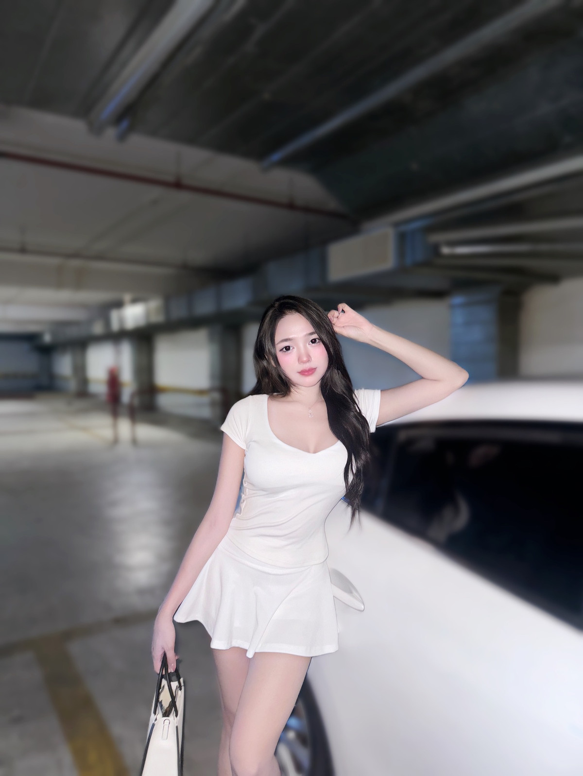 Cô cũng có mối tình hơn 2 năm với người yêu, cả 2 thường đăng tải những khoảnh khắc tình cảm, thân mật lên trang cá nhân.