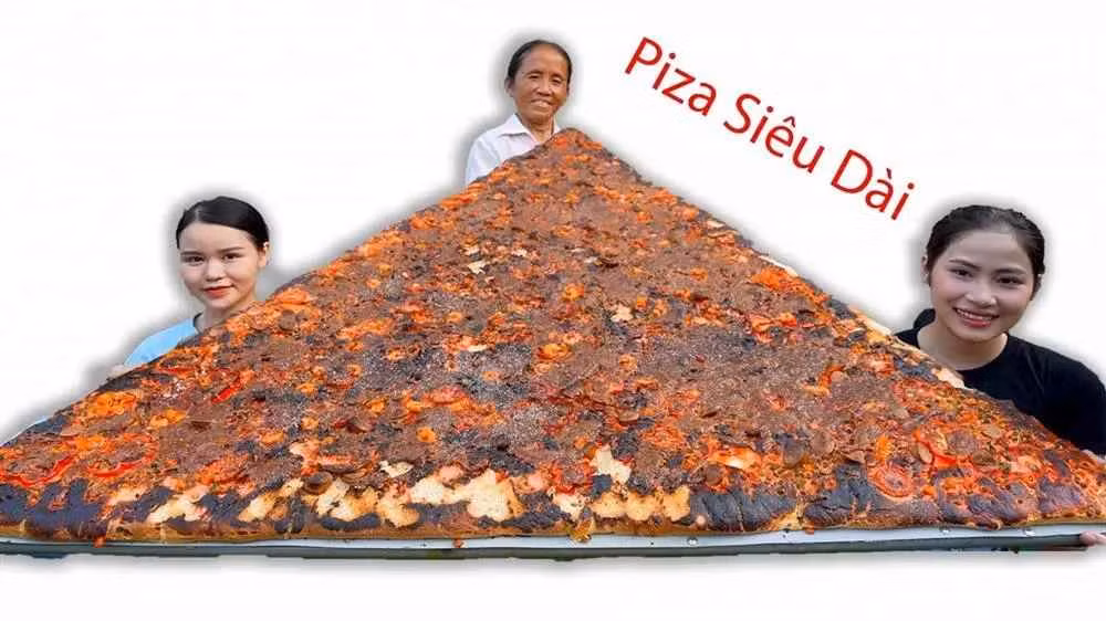 Trào lưu làm clip ẩm thực của các kênh YouTube trong những năm trở lại đây đã khiến Bà Tân Vlog bị cạnh tranh dữ dội.