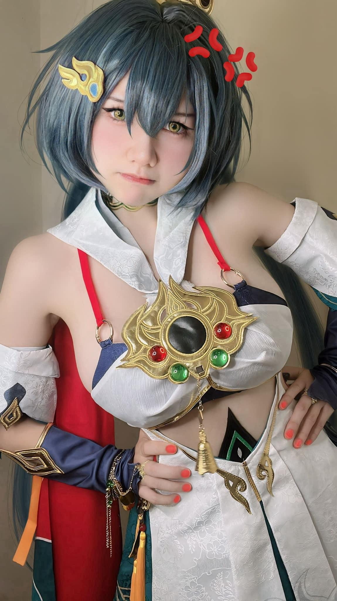 Đây không phải là lần đầu tiên Arisa Nguyễn cosplay một nhân vật của tựa game này, trước đó, màn hóa thân thành Acheron cũng từng khiến nhiều fan của tựa game này đứng ngồi không yên.