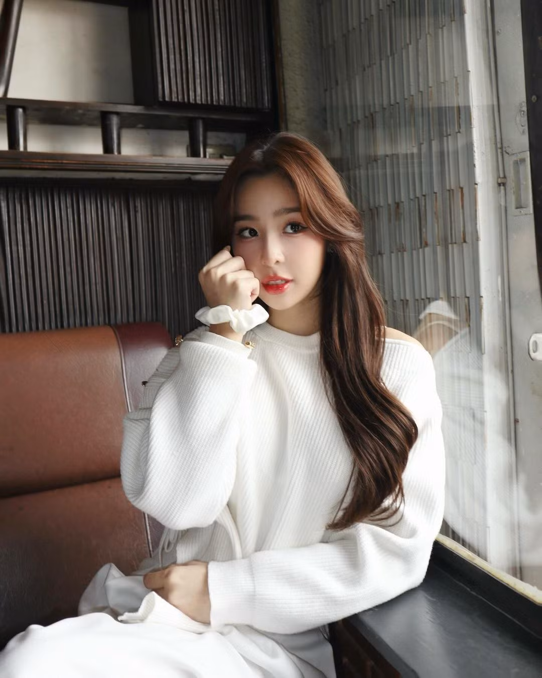 Tammy Phạm (tên thật là Phạm Nguyễn Anh Thi, sinh năm 2001, đến từ TP.HCM) được biết đến là một nàng hot girl xinh đẹp, quyến rũ.