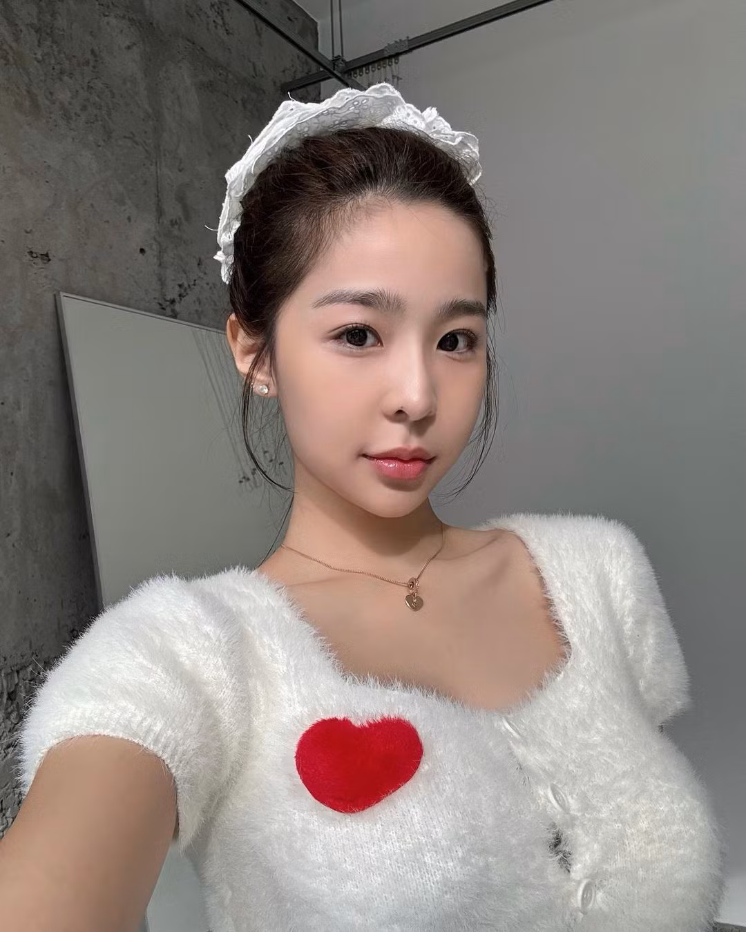 Cô nàng cũng là một hot Tiktoker với hơn 1 triệu follow trên trang cá nhân.