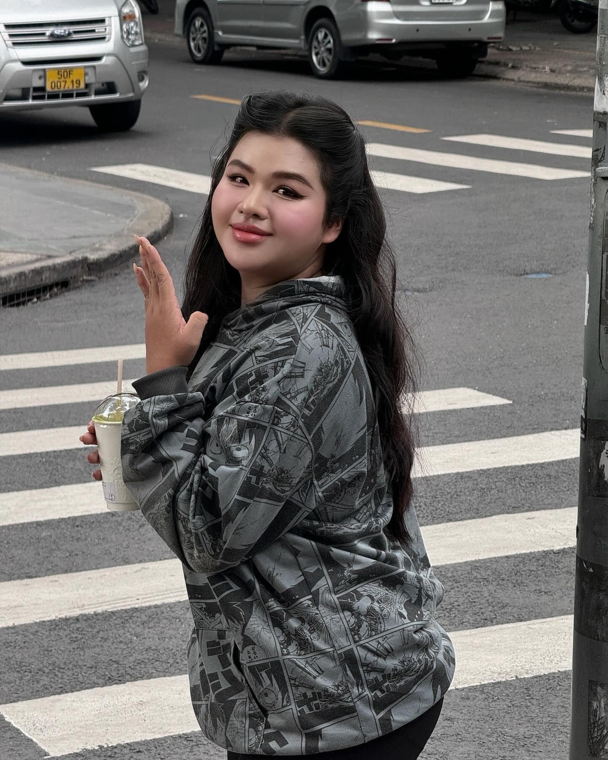 Cô từng là diễn giả, đại sứ cho nhiều dự án như Im nghe, N-Gen, Wave Vietnam by Aisec, hợp tác truyền cảm hứng cùng The Harmonia Project - dự án phi lợi nhuận với sứ mệnh giáo dục và nâng cao nhận thức về tầm quan trọng của nữ quyền, bình đẳng giới, quyền của cộng đồng LGBTQIA+ và nhân quyền của người châu Á.