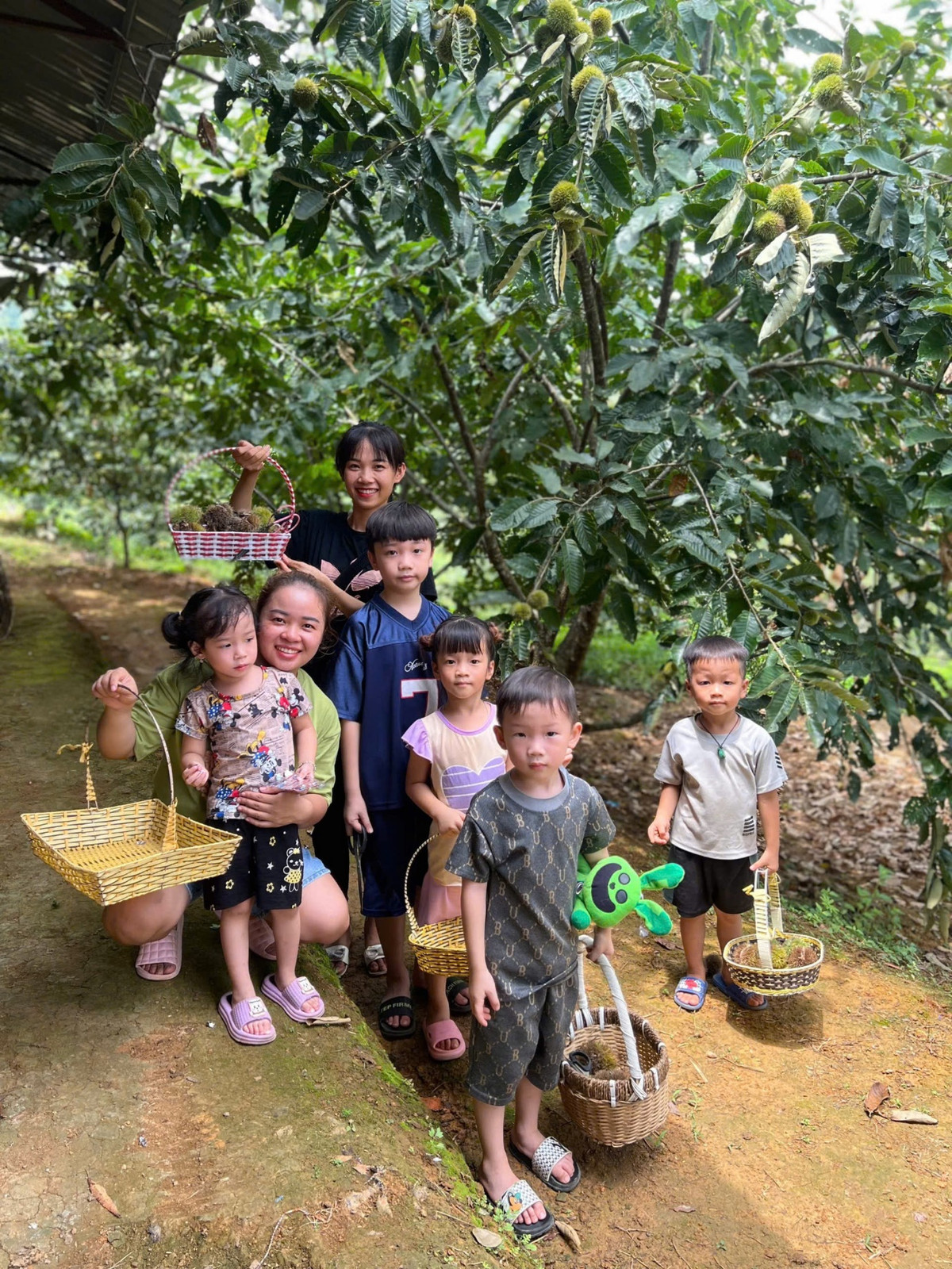 Ru nhau len Lang Son nhat hat de voi ve vao vuon 0 dong