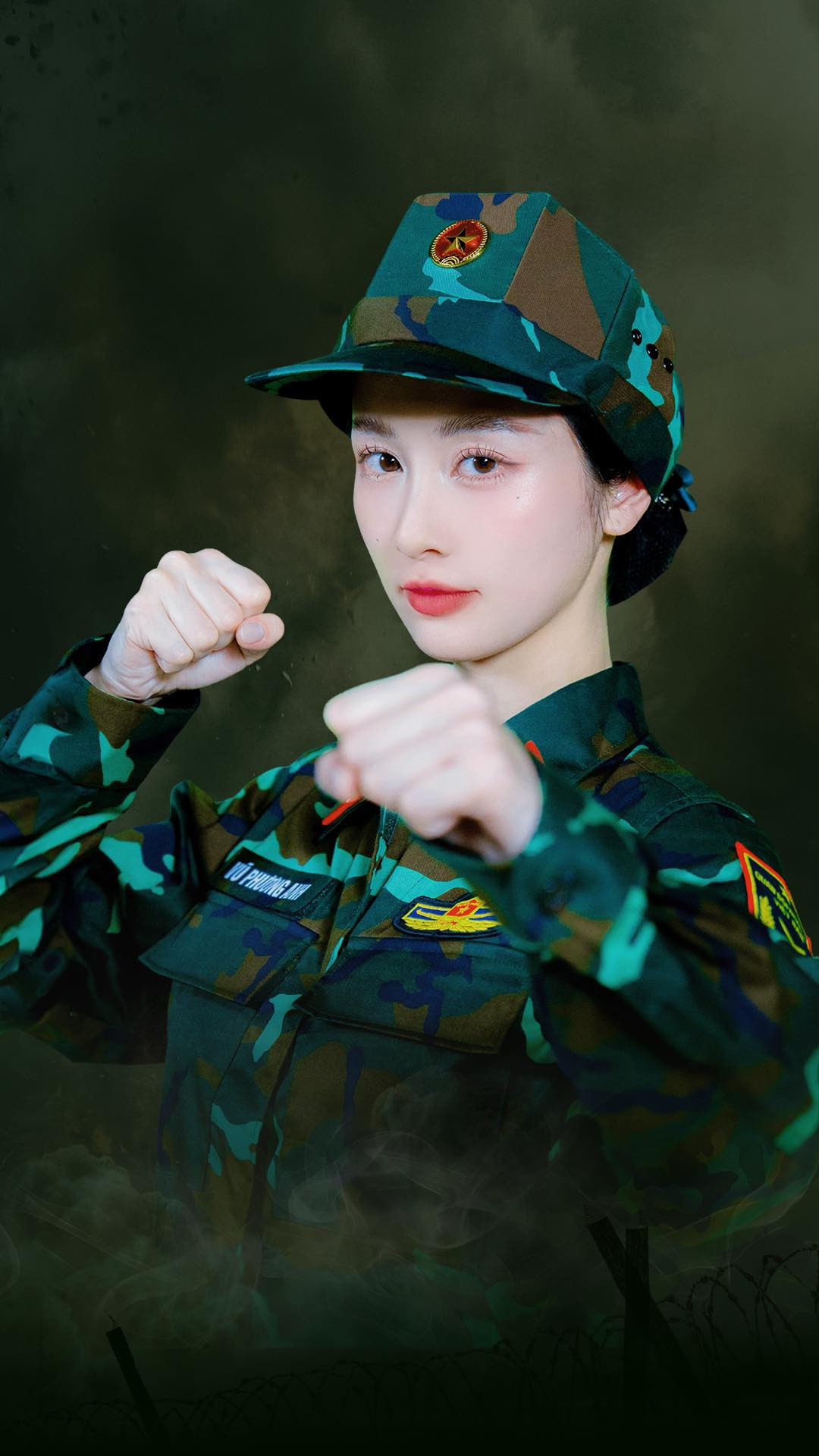 Sau khi hoàn thành chương trình học, Jun Vũ tiếp tục theo học ngành Quản trị Kinh doanh tại Đại học Assumption. Đây được xem là một trong số những trường uy tín hàng đầu tại Thái Lan.