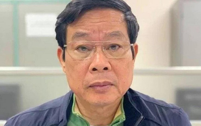  Nộp 3 triệu USD, ông Nguyễn Bắc Son thoát án tử: Liên quan đến thương vụ MobiFone mua cổ phần AVG, năm 2019, gia đình ông Son đã nộp đủ 3 triệu USD (tương đương 66 tỷ đồng) tiền mặt để khắc phục hậu quả đối với tội nhận hối lộ. Tháng 4/2020, HĐXX tòa phúc thẩm vụ MobiFone mua AVG bác kháng cáo, tuyên y án tù chung thân đối với cựu Bộ trưởng Nguyễn Bắc Son.