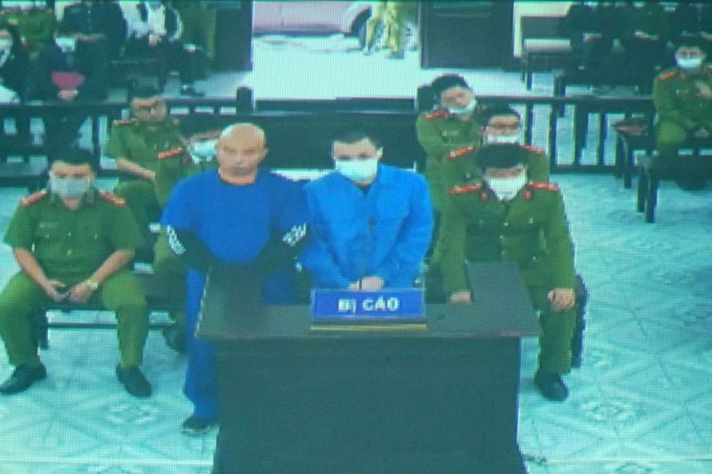 Liên quan đến vụ án ăn chặn tiền hỏa táng, Bùi Mạnh Tiến cũng là một trong số bị cáo giúp sức cho Nguyễn Xuân Đường trong từng giai đoạn của quá trình cưỡng đoạt tài sản và đang bị xét xử trong phiên tòa trên. Bị cáo Tiến bị truy tố theo Khoản 4, Điều 170 Bộ luật Hình sự 2015 với khung hình phạt 12-20 năm tù.