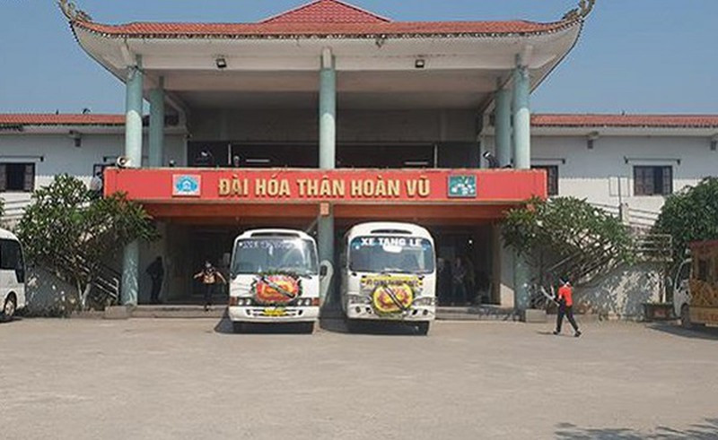 Đường “Nhuệ”lợi dụng danh nghĩa và núp bóng Công ty TNHH Đường Dương do vợ là Nguyễn Thị Dương làm giám đốc để ép buộc các cơ sở dịch vụ tang lễ trên địa bàn tỉnh Thái Bình phải hoạt động và nộp tiền theo yêu cầu của Đường, mặc dù công ty không có chức năng hoạt động trong lĩnh vực hỏa táng, không đầu tư cơ sở vật chất và không được Công ty Hoàng Long ủy quyền. Đường cũng tự xưng là Chủ tịch Hiệp hội tang lễ Thái Bình, tự ban hành Quy chế hoạt động của Hiệp hội và Hợp đồng nguyên tắc giữa Công ty Đường Dương với các dịch vụ tang lễ Thái Bình. 