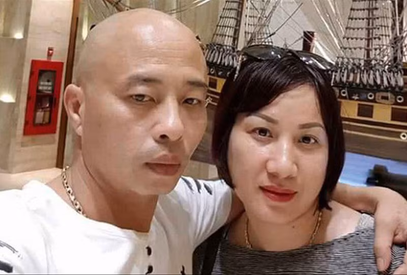 Vo chong Duong “Nhue” cung con nuoi sap hau toa