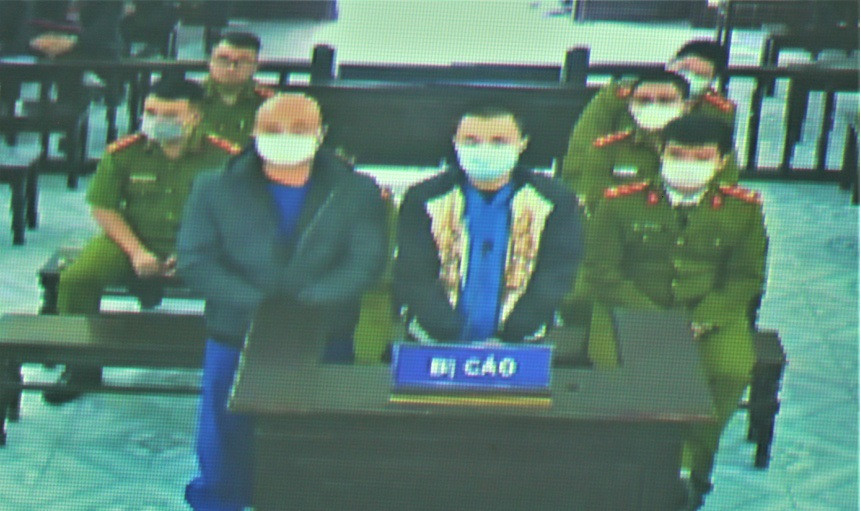 Tại vụ án xâm phạm chỗ ở công dân liên quan đến Công ty Lâm Quyết mà tháng 10/2021 mới đây TAND TP Thái Bình xét xử, Đường “Nhuệ” đã giao cho nhiệm vụ Tiến ‘trắng’ xâm nhập, chiếm giữ trái phép, ăn ngủ, sinh hoạt tại phòng khách của Công ty Lâm Quyết mà không được sự đồng ý của ông Lẫm, bà Quyết cũng như người thân trong gia đình họ. Đường “Nhuệ” cùng con nuôi đều phải nhận 12 tháng tù.