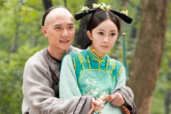 Phung Thieu Phong - Duong Mich - Luu Khai Uy: Tinh tay ba ngot ngao nhung...-Hinh-2