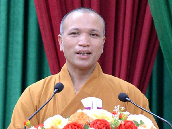 Trao đổi với báo chí sáng 11/11, Đại diện Trung ương Giáo hội Phật giáo Việt Nam cho biết, ông Nguyễn Ngọc Triệu (SN 1973) vừa bị khởi tố trước đó có pháp danh là Thích Đồng Huệ.