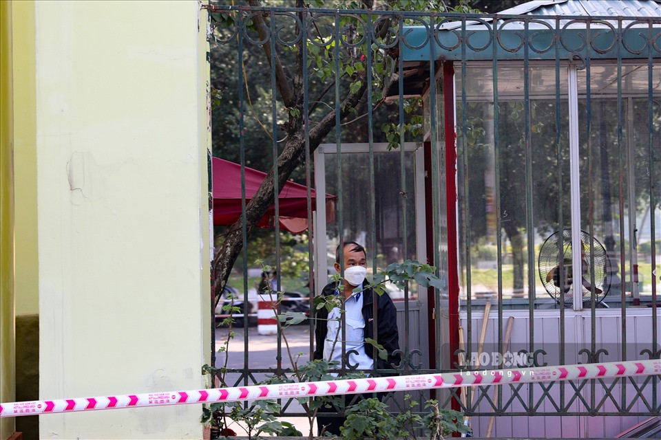 Mặc dù, lực lượng an ninh túc trực 24/24 bên trong khu vực Công viên Thống Nhất.