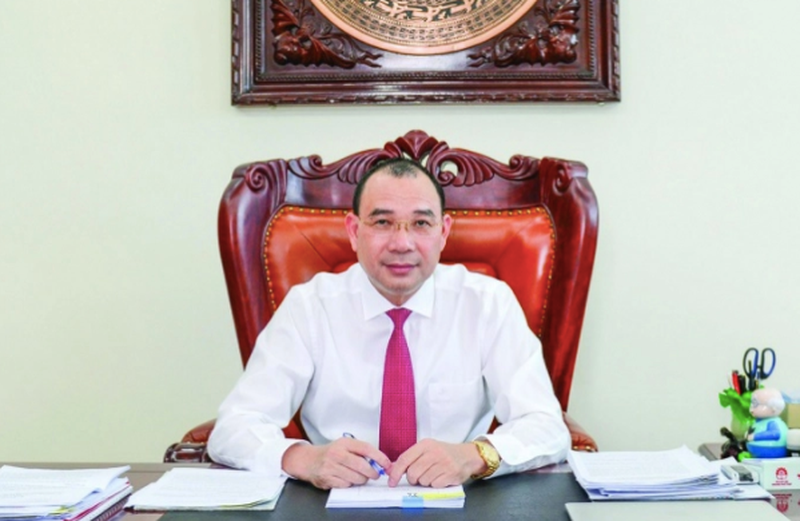 Liên quan việc tha tù trước thời hạn cho Phan Sào Nam, tại kỳ họp thứ 6 diễn ra từ ngày 6 đến 8/9, Ủy ban Kiểm tra Trung ương quyết định thi hành kỷ luật cảnh cáo Ban cán sự đảng TAND tỉnh Quảng Ninh các nhiệm kỳ 2015-2020 và 2020-2025 do liên quan việc xét, quyết định giảm thời hạn chấp hành án phạt tù đối với Phan Sào Nam. Các ông, bà: Hoàng Văn Tiền (Chánh án TAND tỉnh); Phạm Thị Hương Giang (Phó chánh án TAND tỉnh); Nguyễn Trí Chinh (Phó chánh án TAND tỉnh); Nguyễn Thúy Hằng (Chánh tòa Dân sự) và Nguyễn Thị Thu Hiền (Phó phòng Kiểm tra nghiệp vụ và Thi hành án, TAND tỉnh Quảng Ninh) nhận hình thức kỷ luật cảnh cáo. 