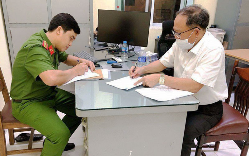 Tra ho so vu ban re 9 trieu co phan SADECO lien quan ong Tat Thanh Cang