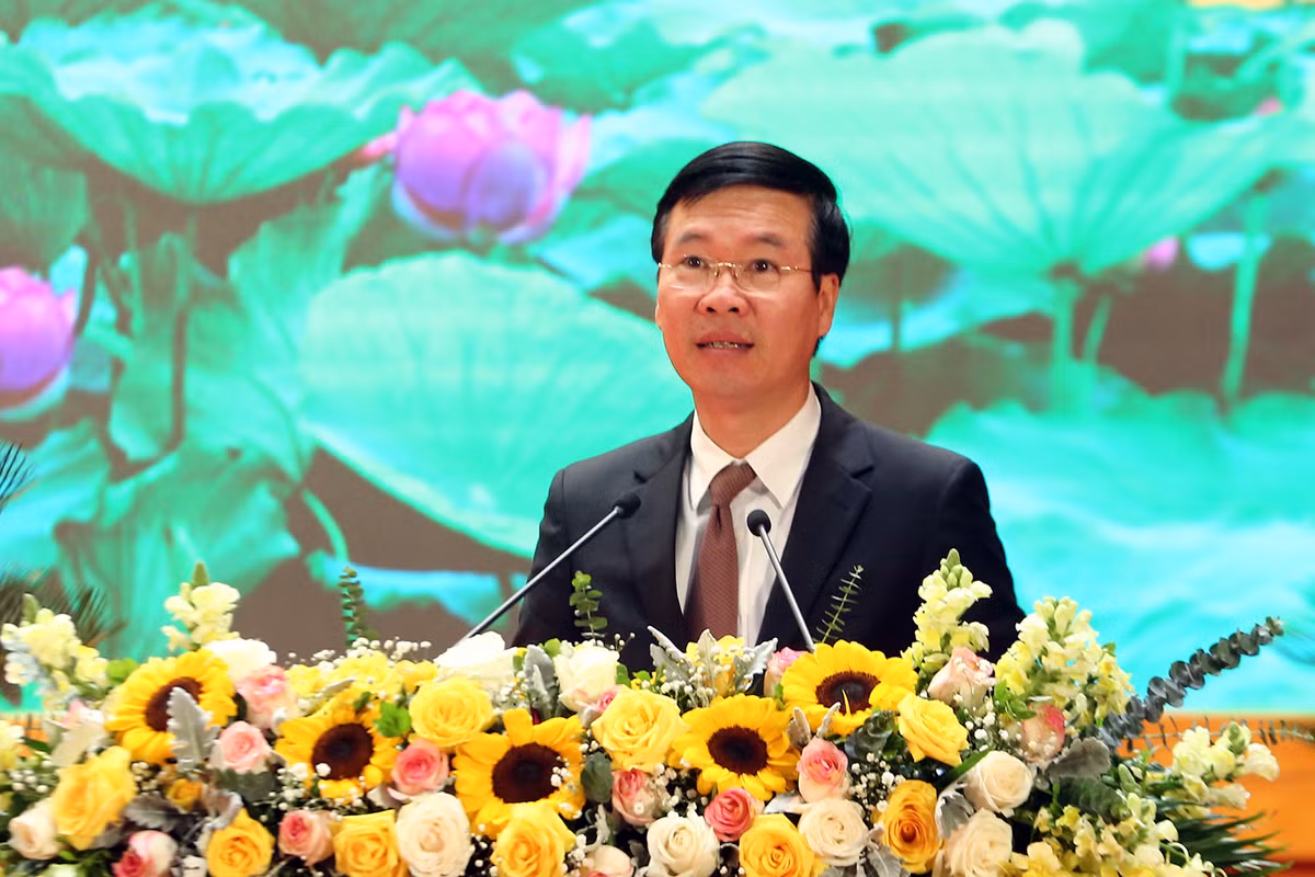 Ông Võ Văn Thưởng, Ủy viên Bộ Chính trị, Thường trực Ban Bí thư, Phó ban.