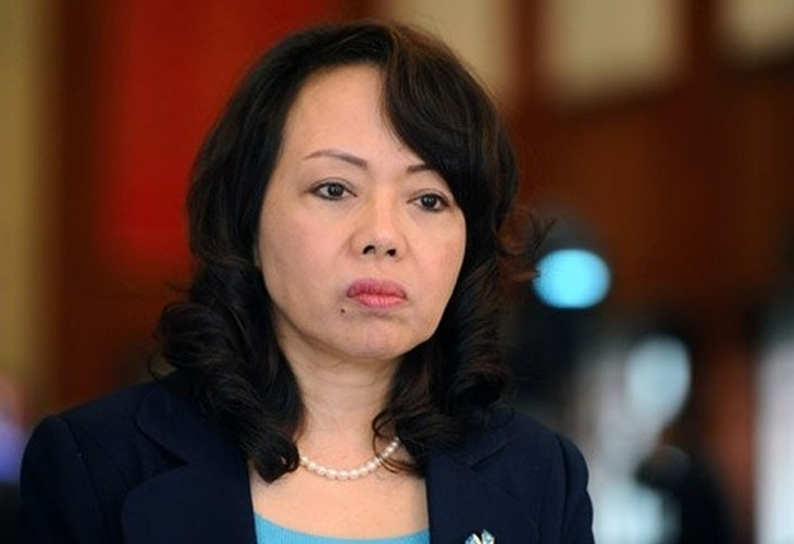 Ngày 15/10/2019: bà thôi giữ chức vụ Bí thư Ban cán sự Đảng Bộ y tế. Chiều 22/11/2019, Quốc hội đã phê chuẩn việc miễn nhiệm chức vụ Bộ trưởng Bộ Y tế đối với bà Nguyễn Thị Kim Tiến. 