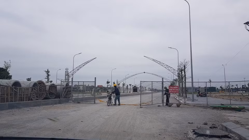 Loan van phong bat dong san trai phep o Hai Duong