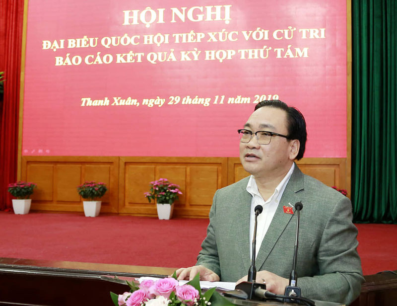 Từ tháng 8/2002-7/2007, ông Hải là Uỷ viên Trung ương Đảng, Bí thư Ban Cán sự đảng, Bộ trưởng Bộ Công nghiệp. Tại Đại hội Đại biểu toàn quốc lần thứ X của Đảng, ông tiếp tục được bầu vào Ban chấp hành Trung ương Đảng. Đến tháng 8/2007, ông Hoàng Trung Hải được bổ nhiệm làm Phó Thủ tướng Chính phủ và tiếp tục giữ chức vụ này tại kỳ họp thứ nhất Quốc hội Khóa XIII. 