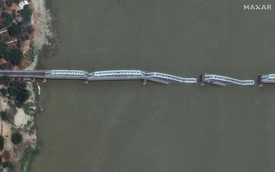 Toan canh Myanmar “chay dua voi thoi gian” tim nan nhan dong dat-Hinh-6