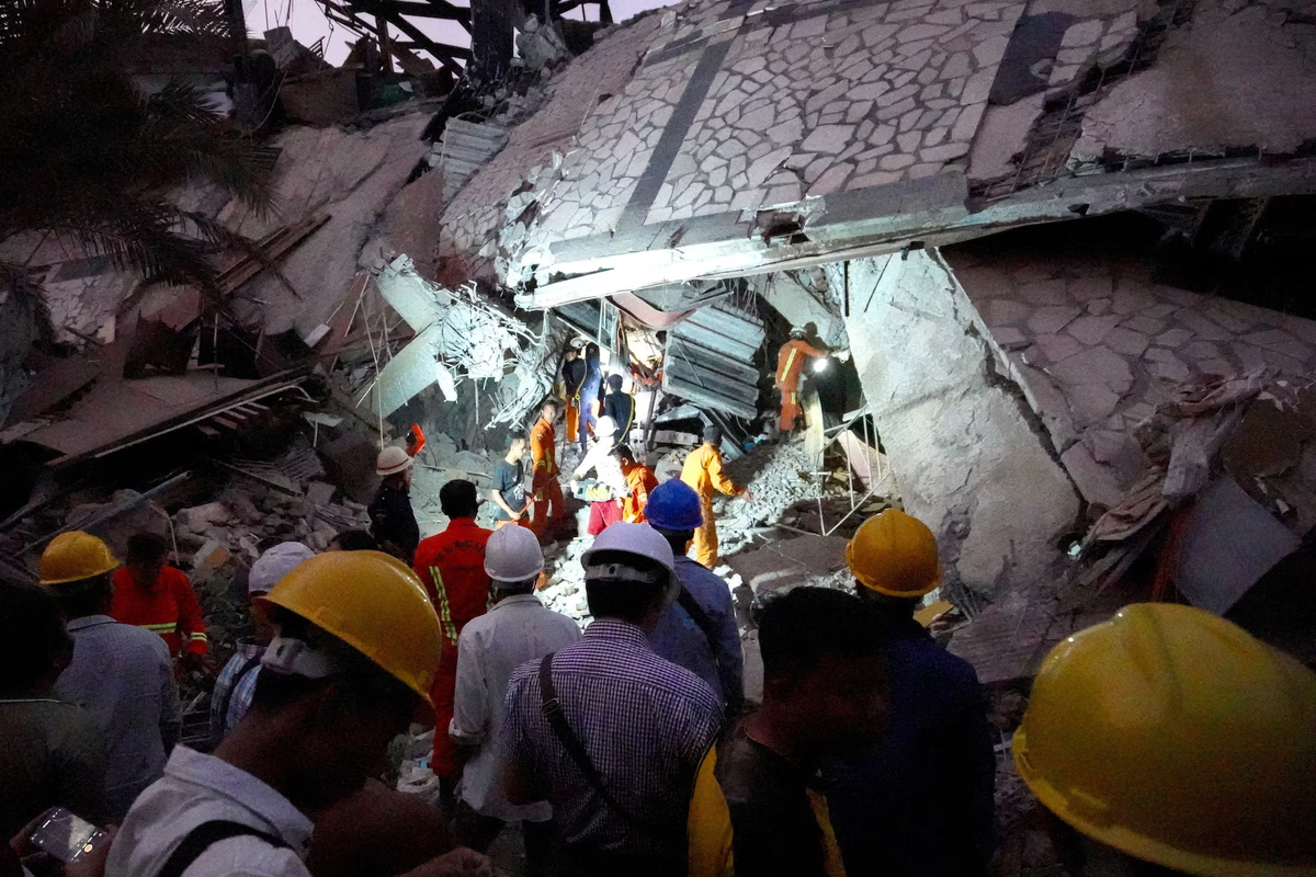 Toan canh Myanmar “chay dua voi thoi gian” tim nan nhan dong dat-Hinh-8