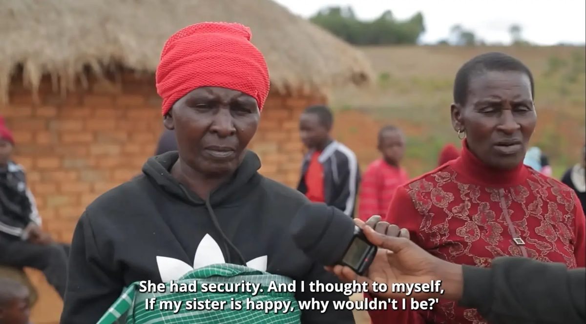 Hiện tại, ông Kapinga chung sống với 16 người vợ, bảy người trong số họ là chị em gái. Ảnh: Pulse.