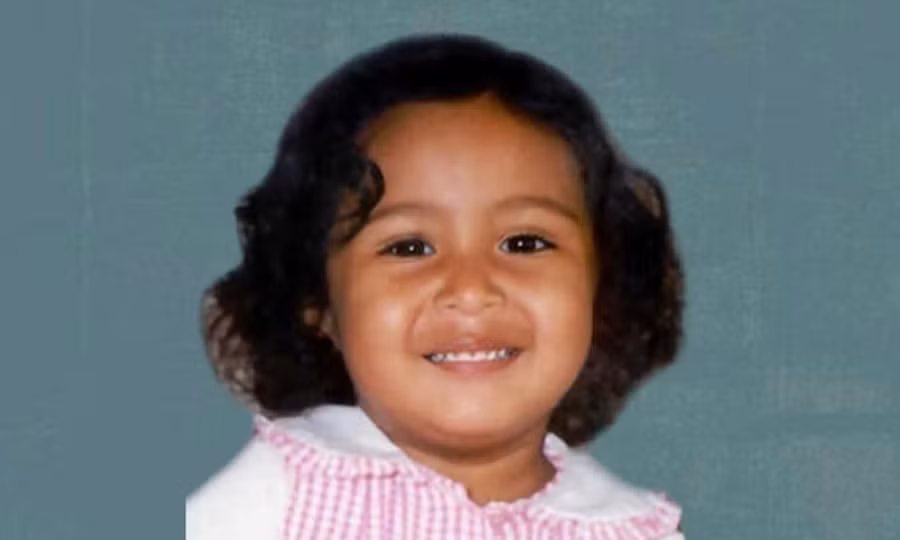 Tim thay be gai con song sau 25 nam bi bat coc