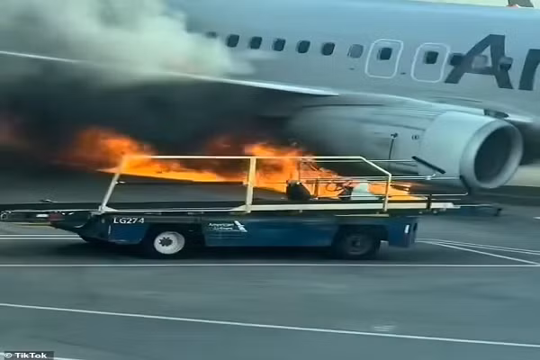 May bay boc chay giua phi truong, hanh khach hoang loan