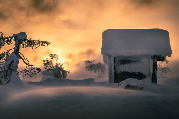 Sau một trận bão tuyết.