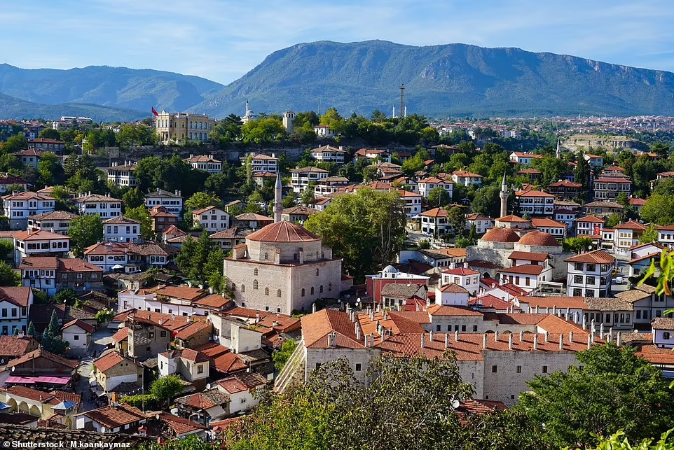 Bức ảnh này chụp tại Safranbolu, một thị trấn của Thổ Nhĩ Kỳ đã được UNESCO công nhận là Di sản Thế giới nhờ kiến trúc Ottoman truyền thống.