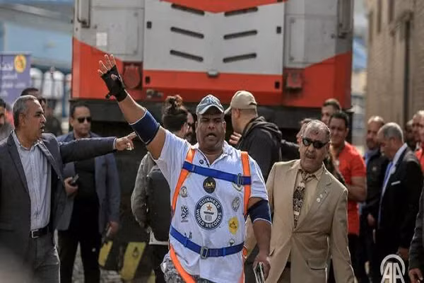 Dung rang keo doan tau nang 279 tan, lap ky luc the gioi