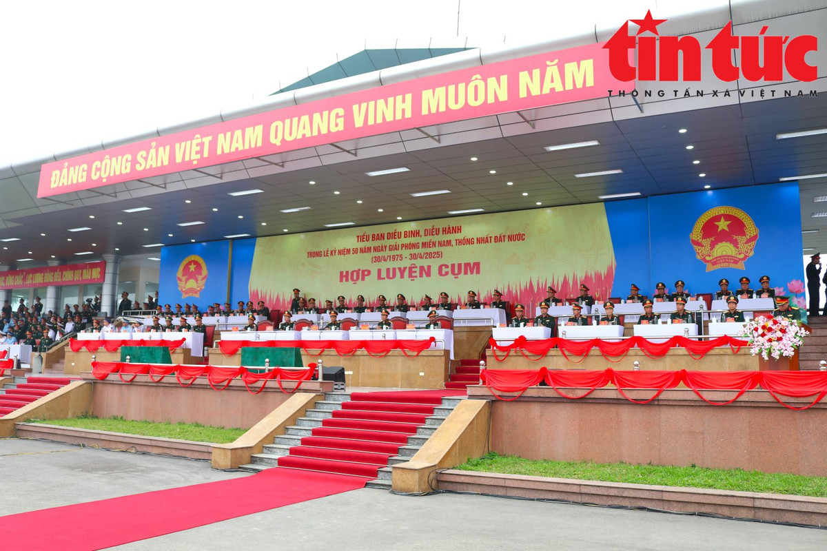 Dai tuong Phan Van Giang kiem tra hop luyen dieu binh, dieu hanh-Hinh-5