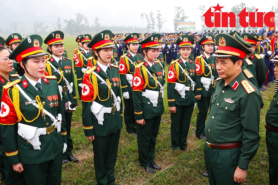 Dai tuong Phan Van Giang kiem tra hop luyen dieu binh, dieu hanh-Hinh-16