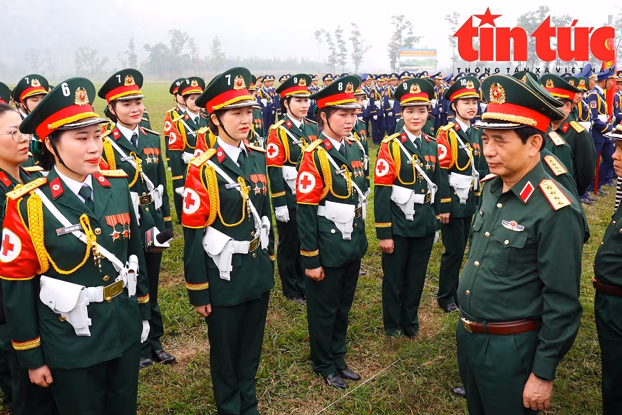 Dai tuong Phan Van Giang kiem tra hop luyen dieu binh, dieu hanh-Hinh-16