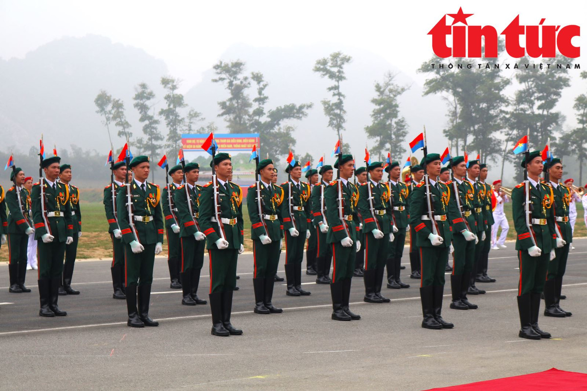 Dai tuong Phan Van Giang kiem tra hop luyen dieu binh, dieu hanh-Hinh-7