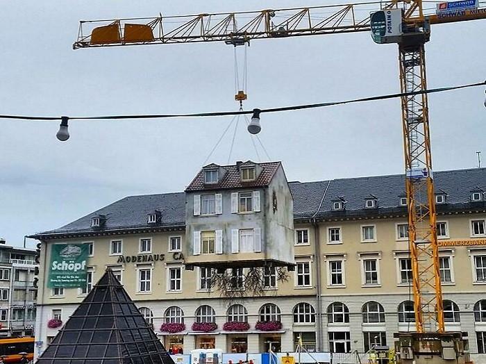 Cảnh chuyển nhà ở Đức.