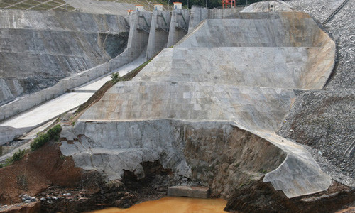 Thay nguoi dieu hanh Ban quan ly thuy dien Song Bung 2