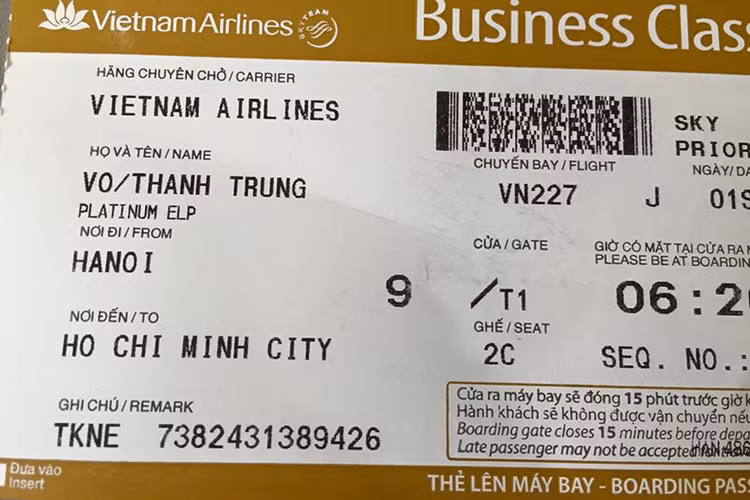 Theo lời nam MC, hiện tại, anh và bạn gái Ngọc Hương đều đang bận công việc riêng.