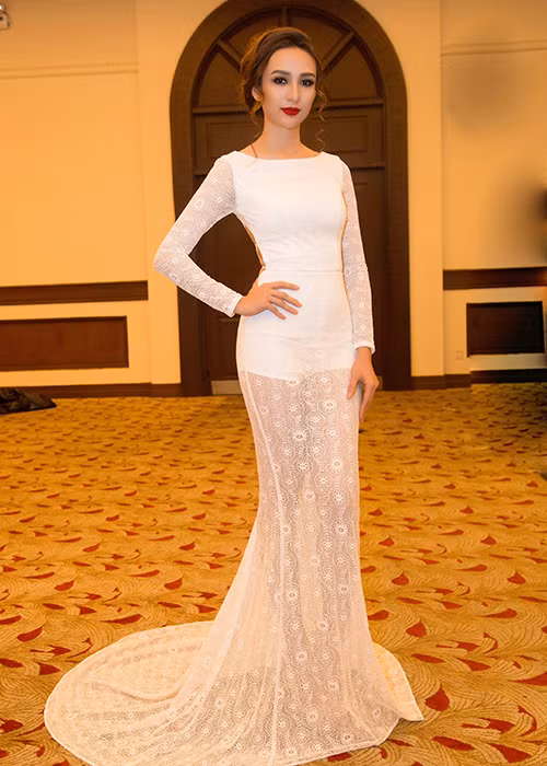 Cách đây không lâu, Hoa hậu Du lịch Việt Nam 2008 còn tham gia ghi hình bộ phim “Tỉnh giấc tôi thấy mình trong ai”.