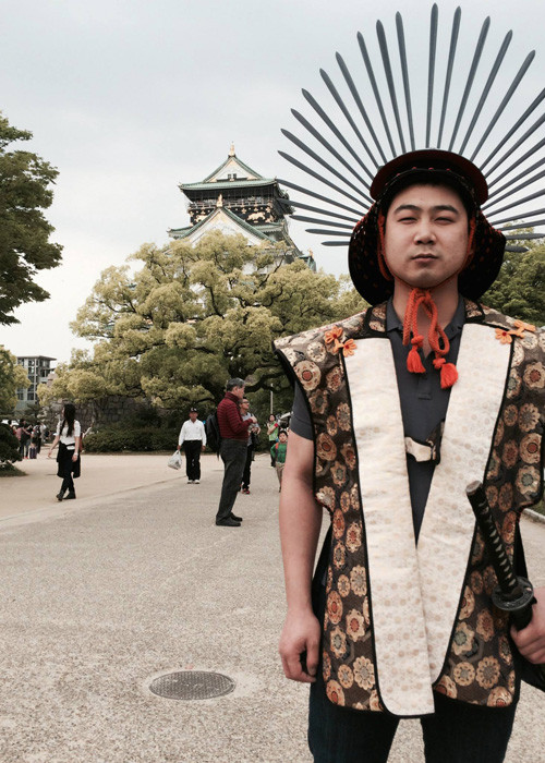 Ngoài ra, vị doanh nhân 29 tuổi này còn giữ chức Phó Tổng giám đốc Nha Trang Center, Phó Chủ tịch Hiệp hội du lịch Nha Trang và Chủ tịch Tổ chức quảng bá điểm đến du lịch Nha Trang.