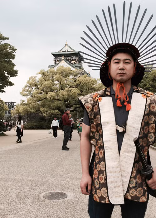 Ngoài ra, vị doanh nhân 29 tuổi này còn giữ chức Phó Tổng giám đốc Nha Trang Center, Phó Chủ tịch Hiệp hội du lịch Nha Trang và Chủ tịch Tổ chức quảng bá điểm đến du lịch Nha Trang.