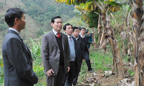 Chu nhiem UBKT Ha Giang noi ve loat lanh dao mang ho Bi thu tinh